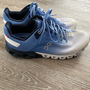 On Cloudflow - Marina/White